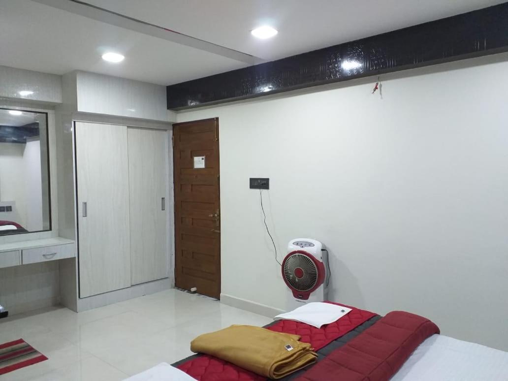 Grand Meridian Vinnamangalam Exterior foto