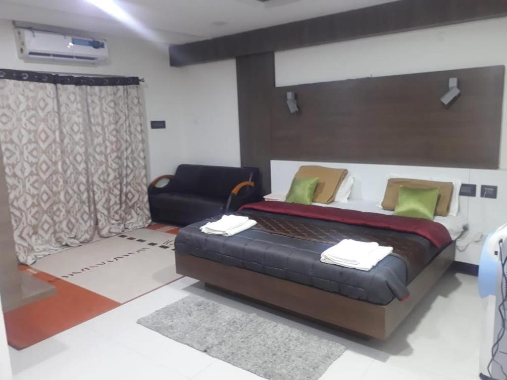 Grand Meridian Vinnamangalam Exterior foto