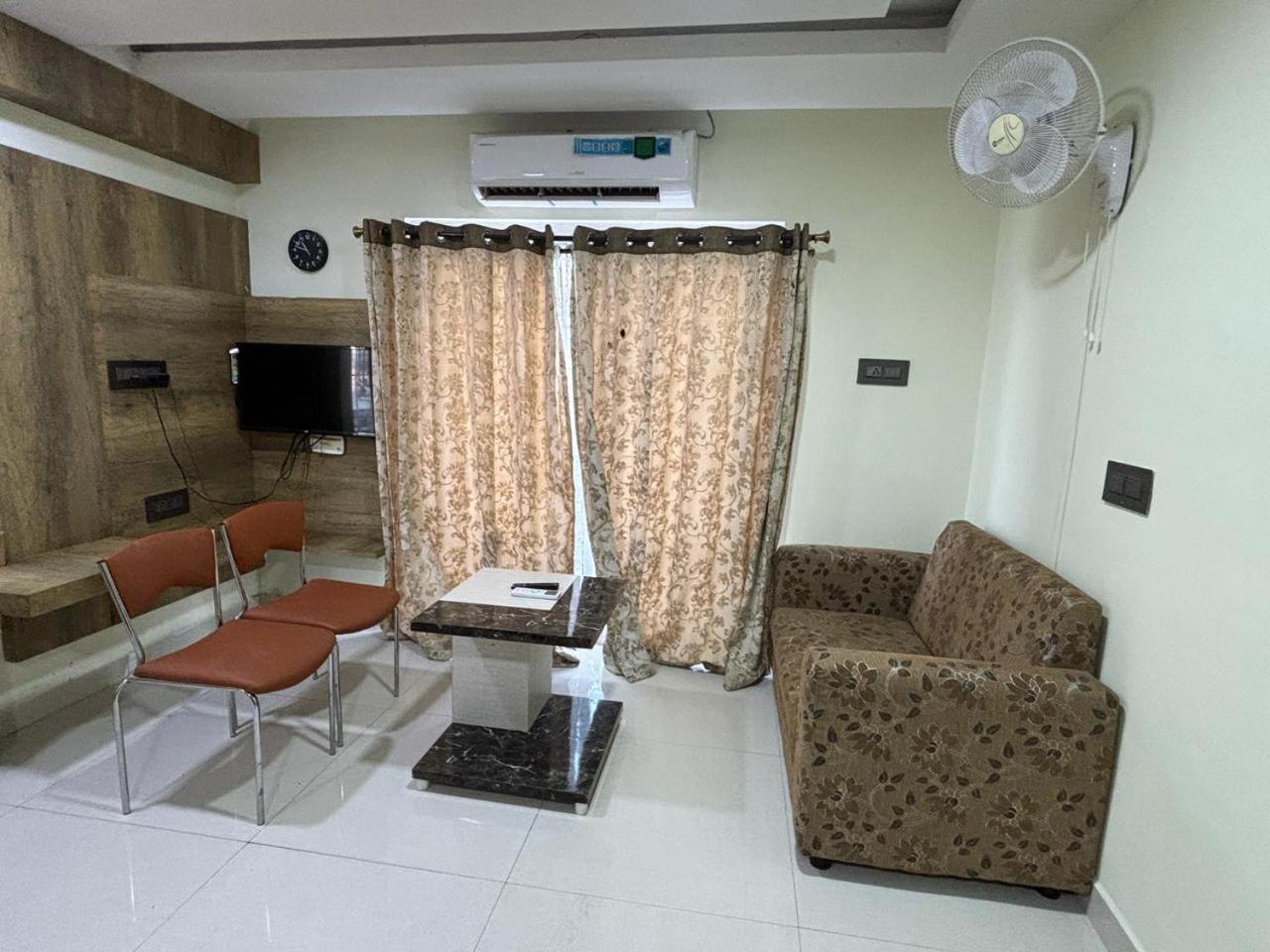 Grand Meridian Vinnamangalam Exterior foto