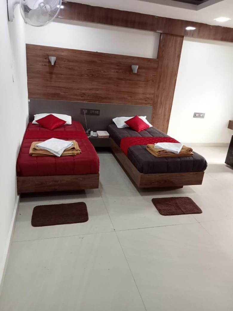 Grand Meridian Vinnamangalam Exterior foto